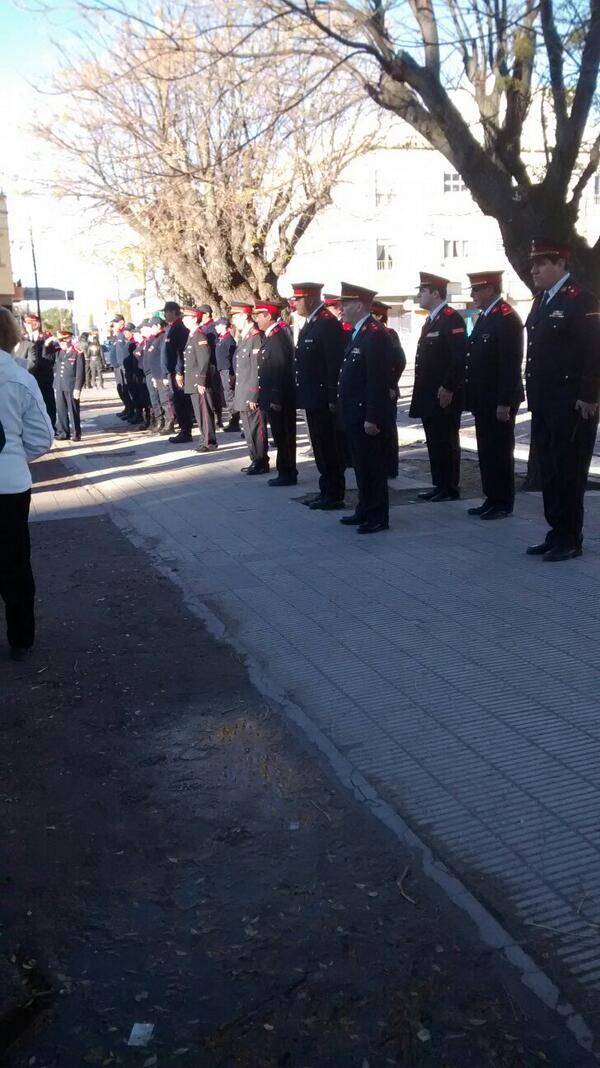 InteractClubPun's tweet image. Acto por el día del bombero en la plaza general Belgrano de n estar ciudad.