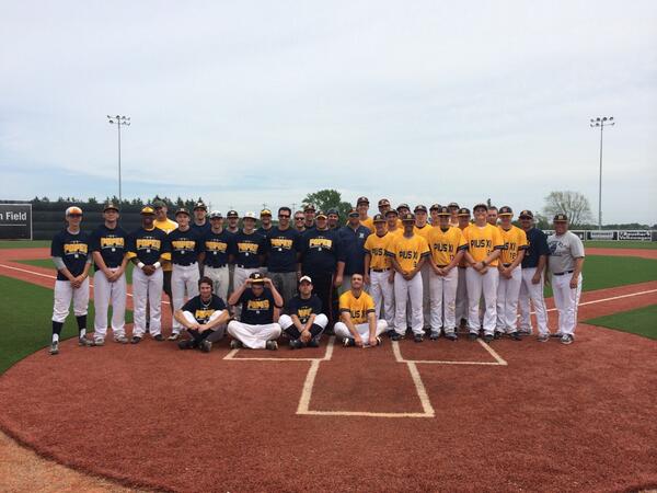 PiusXIBaseball tweet picture