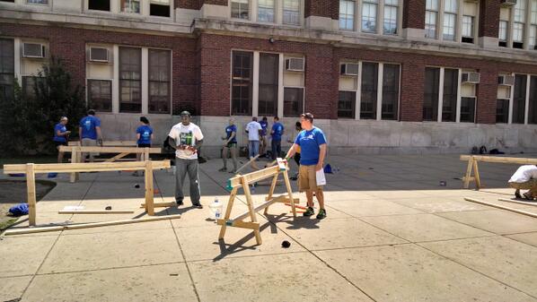 Serious horseplay at Gale Math and Science Academy! #mychi