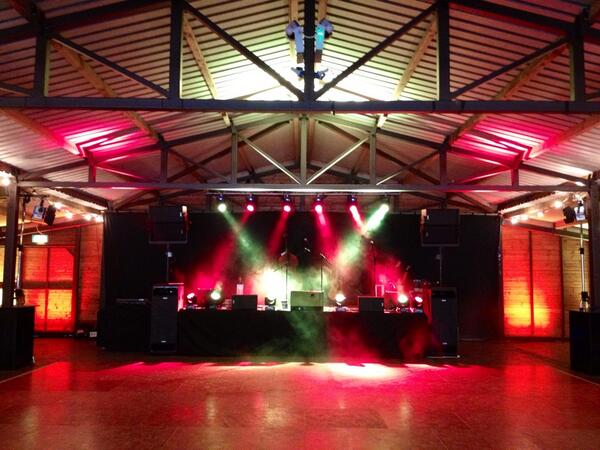 barryjames_m's tweet photo. It's all getting going at the hoolie/barndance tonight along with a fantastic BBQ by @KnightsCatering #eventprofs http://t.co/PSNogOZGct