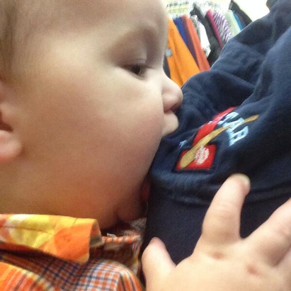 MyFirstSelfy's tweet image. Talked my pops into a new hat. It tastes great, and looks good on me too. #EatMoreHats