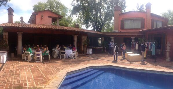 MayrasGolf's tweet image. Arrancamos con el brunch para las 30 influencers #F21MORELIA