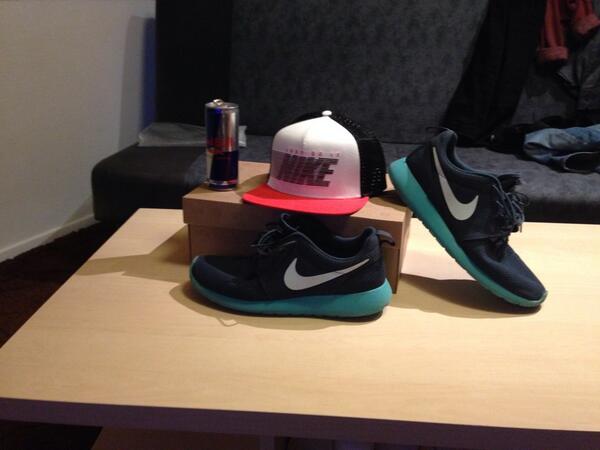 motorboy76's tweet photo. @XgamesDK go Nike og Red Bull#xgamesdk http://t.co/qg3HP1WIE5