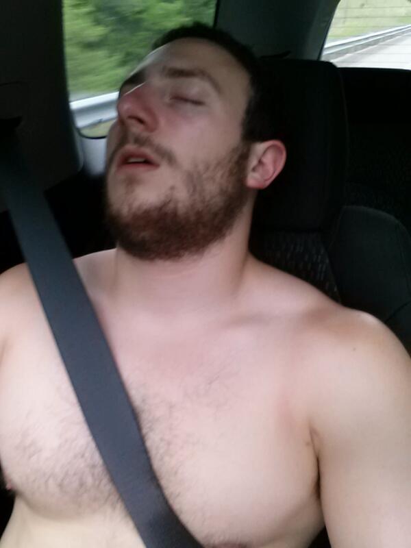 Pappachilly22's tweet photo. @B_cooch35_2 straight donezo after this canoe trip #swag #bacheloretteparty #chuggler http://t.co/4zV0fltOZi