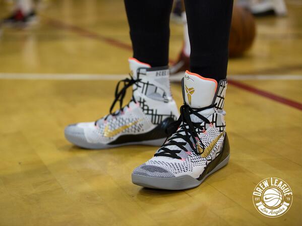 kobe 9 gold