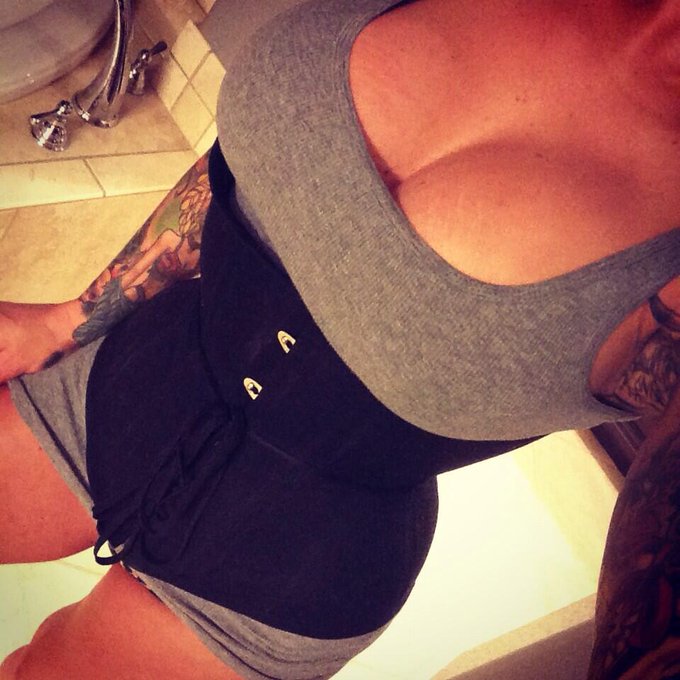 http://t.co/5wjOSKUTVs<a href="/tag/tittytuesday"class="tags"><span>#tittytuesday</span></a><a href="/tag/boobcommander"class="tags"><span>#boobcommander</span></a>
