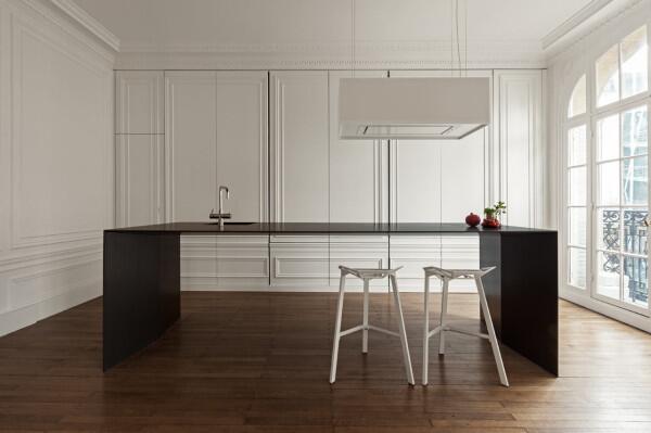 This kitchen 'magically' disappears when not in use: design-milk.com/invisible-kitc…