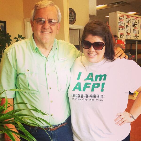 laneighpfalser's tweet photo. Big thanks to @eddiejoe4senate for going door to door today w/ @AFPArkansas on our #NationalDayOfAction 🇺🇸 #freedom http://t.co/JzHa6Leh4Y
