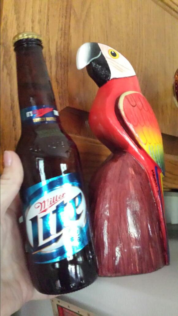 kimlovespups's tweet photo. #ItsMillerTime http://t.co/Avn6tfyaPy