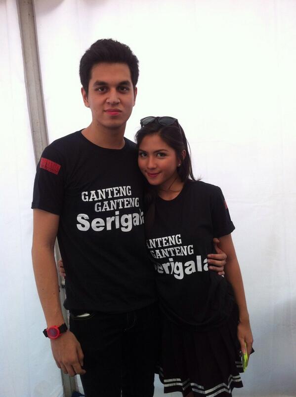firdhadell's tweet photo. Battle cooking now!! @InboxSCTV_ @ASPGGS @Jscmila @kvinjulio masak apa yaa merekaa hihi http://t.co/DbDjvvdrnw