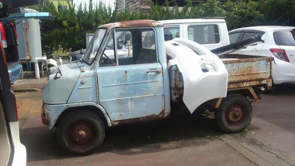 Twitter पर 草ヒロ写真館byぱぁたん ホンダt360 場所 富山市 朝からロクマル車です ホンダが四輪車市場デビューを果たした歴史的な一台が 物置きになってます 勿論これもレストア待ちですが レストア待ちの車が多すぎて放置状態だとか この工場に居ると目が麻痺