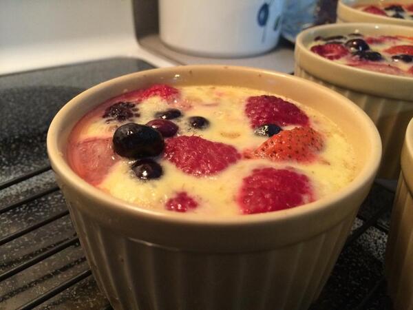 zklenske's tweet image. Making some sweet custard babies with @LiaLiaJohnson 

#PSDelicious