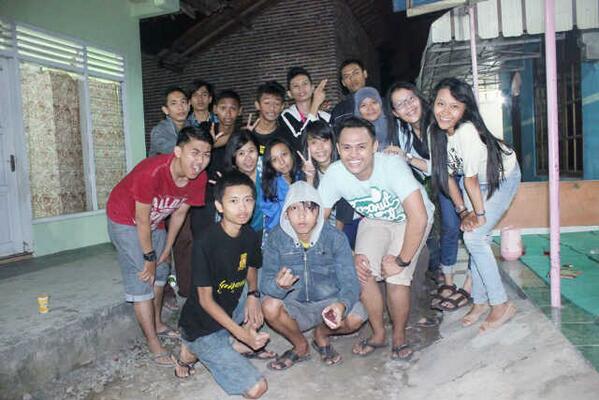 Semalem acara reuni SD =D