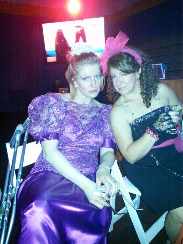 TheBlogU's tweet photo. The #BlogU14 #NickMomProm is in full effect! Make sure to tweet your pictures to @nickmom tonight! http://t.co/5XfLB338YD