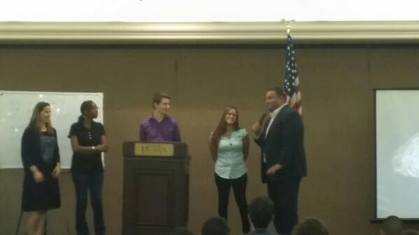 B2G200's tweet image. @WILLTD14 recognizing our new personal! Shes jacked!!!! #growth #gametime #widthus