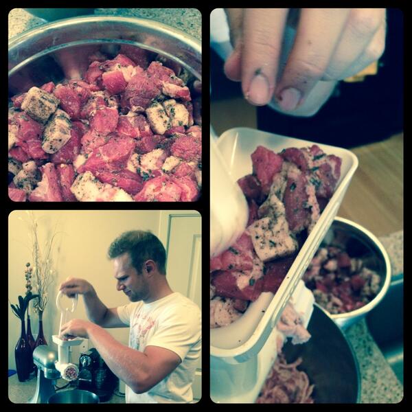 JoySimone5's tweet photo. Sausage Saturday! Making homemade savory breakfast sausage with @MWSim192 #sausagefest #homemade http://t.co/Zcgu5kmlI0