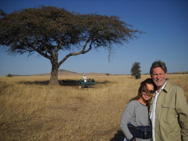 maryjorapini's tweet photo. #RenovatingRelationships: Romance happens no matter where U happen 2 B. #SerengetiAfrica #CouplesHavingFun #Vacations http://t.co/c6dlHxKDT0