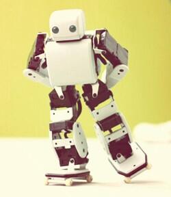 EvanDaltonSmith's tweet photo. There's so much about the world I don't understand--why don't we talk about robots on skates more often? http://t.co/SHwHapSvFd