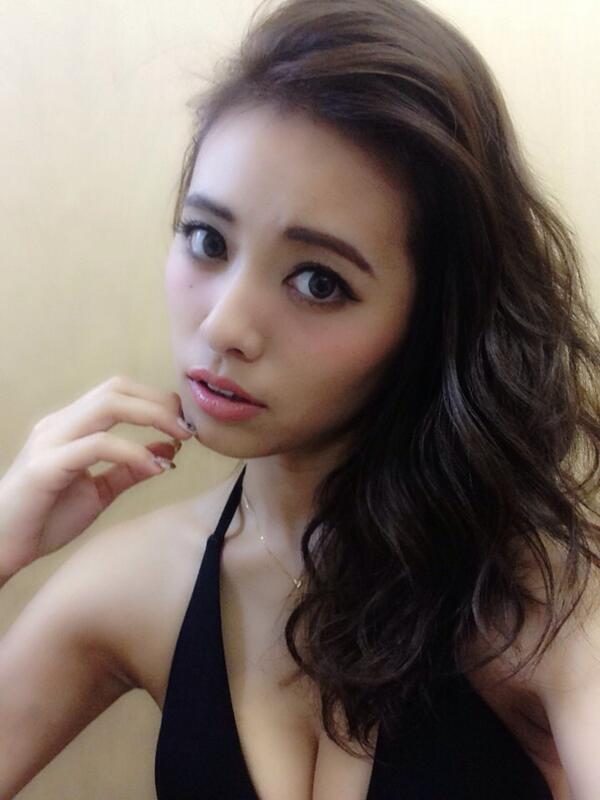 小泉梓 今日は全部で 5部あるから 5パターンそれぞれイメージ変えてるよーっ これは大人系 意外に黒いビキニが人気 Http T Co G8aizaio3b 小泉梓 今日は全部で 5部あるから 5パターンそれぞれイメージ変えてるよーっ これは大人系 意外に黒いビキニが人気 Http T Co G8aizaio3b