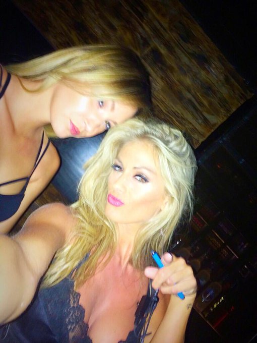 Give me nothing but champagne problems..!!! 🎉🎉🎉🎉🎉 http://t.co/O52PdQtf6q<a href="/tag/onlyinhollywood"class="tags"><span>#onlyinhollywood</span></a>