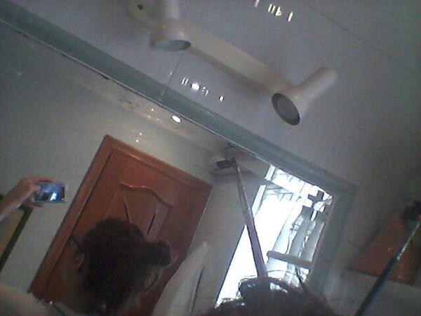 Sandritaemotive's tweet photo. Las antenas de la inspiración @laurac25995 mira como es verdad jajajaja http://t.co/bERy5czacO