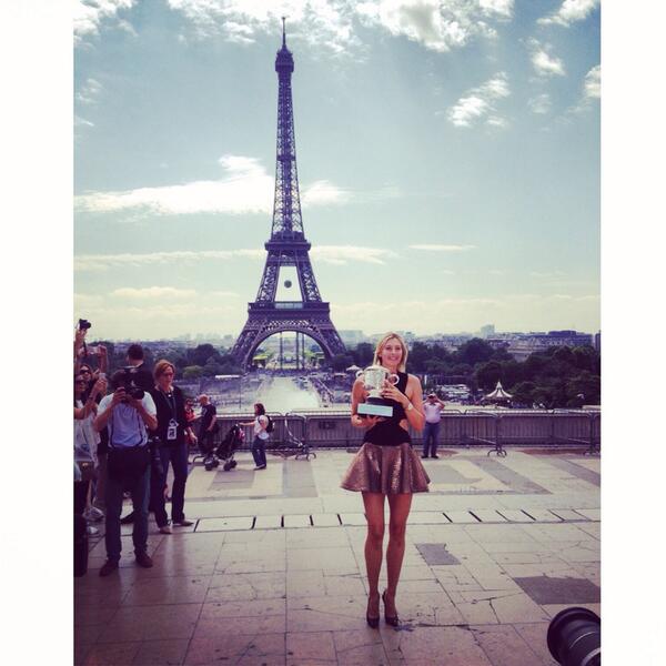 sixtejn's tweet photo. #Icon @MariaSharapova #RG14 #RGpics http://t.co/hImK01QIMU