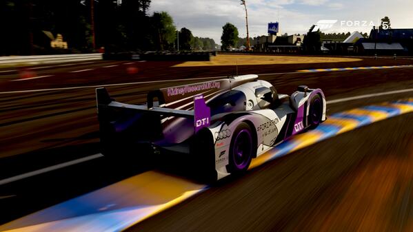 DTIGaming's tweet photo. RT @stuzib85: @Forzathon 
DTI Racing Kidney ResearchUK Livery
#Forzathon http://t.co/sE1e5cqClo @Kidney_Research
