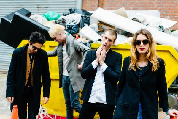 diymagazine's tweet photo. INTERVIEW: Day by day @wolfalicemusic become a more important band. http://t.co/8K46ifHz8d #THISISDIY http://t.co/QZH3KyYVhk