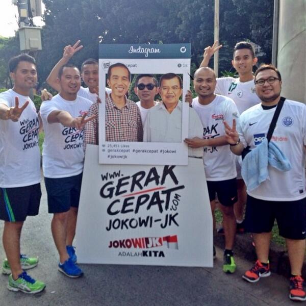 Pak_JK's tweet photo. Terima Kasih ... Tetap semangat !! #JokowiJK http://t.co/CnfLYRG7a8