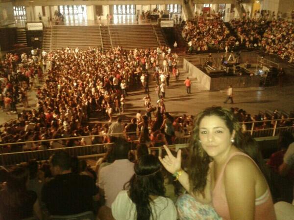 A hora y media de empezar el concierto de <a href="/_MaluOficial_/">Malú</a>
