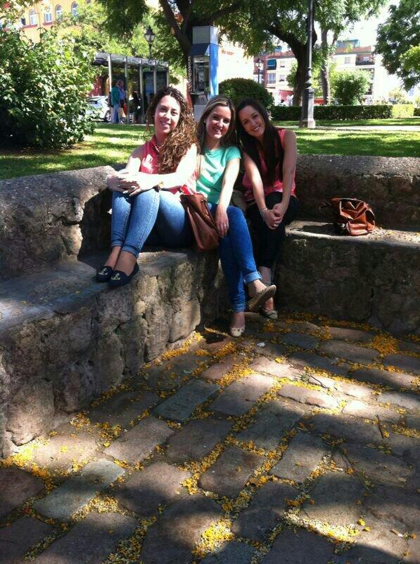 Marykilla11106's tweet photo. De compras x Córdoba http://t.co/SMEAhi7Jyo