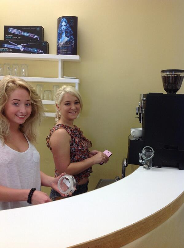 MrRacoonHairExt's tweet photo. @salonalchemybos office locked! Let's just have a coffee morning! @racoonintl http://t.co/M6NqyRukgS