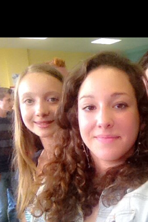 love_1D_lau's tweet image. Souvenir avec ma Lisa que j'aime très très fort ! &amp;lt;3&amp;lt;3 #2nde2