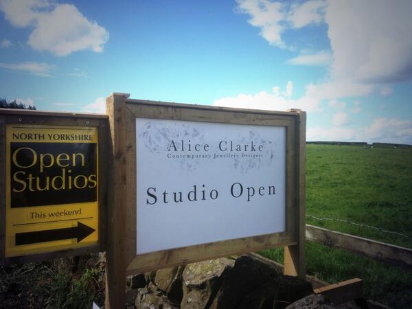 It's a beautiful day today to in #Yorkshire If you're out and about pop in and say hi #NorthYorkshireOpenStudios