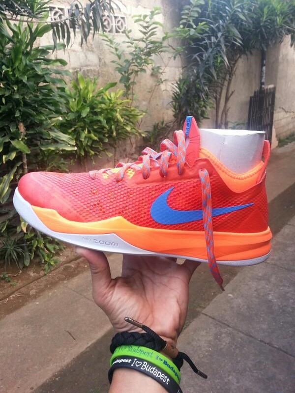 nsane11's tweet photo. My new #kicks !! #Nike Zoom Crusader Outdoor ;) @SepatuBasket @IndoSneakerTeam @NikeIndonesia http://t.co/EcoVxUD4zM