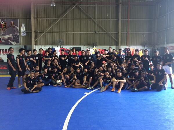 KevinyeeRG's tweet photo. RG family! Awesome!! http://t.co/UvkJtBw3eO