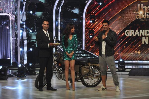 ImKumar786's tweet image. Pic:3 Akshay sir on the sets of #JDLJ ! @ColorsTV