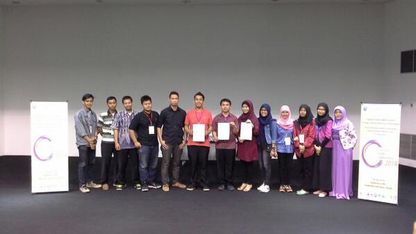 Penandatanganan MoU oleh ketua dan seluruh ormawa masing masing fakultas &amp; menandakan berakhirnya acara :) #NHC2014