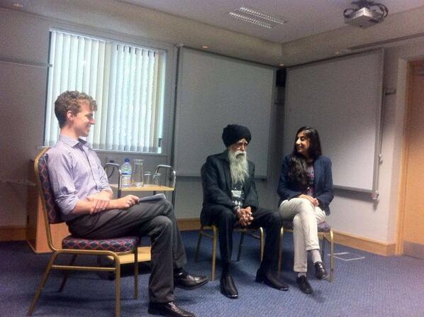 Oxford Sikh Society (@oxfordsikhsoc) on Twitter photo A snapshot of <a href="/priyaatwal/">Dr Priya Atwal</a> & <a href="/ihaveacomputer/">Seth's Desk</a> interviewing the inspirational & hugely entertaining <a href="/FaujaSinghJi/">Fauja Singh</a> yday! A snapshot of <a href="/priyaatwal/">Dr Priya Atwal</a> & <a href="/ihaveacomputer/">Seth's Desk</a> interviewing the inspirational & hugely entertaining <a href="/FaujaSinghJi/">Fauja Singh</a> yday!