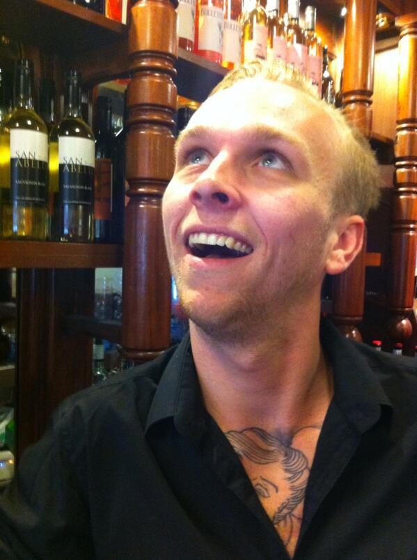 nagsheadcg's tweet photo. Rob, thinking about his Nags Head roast. #sundayroast #nagsheadcg http://t.co/npLr9YcwYz