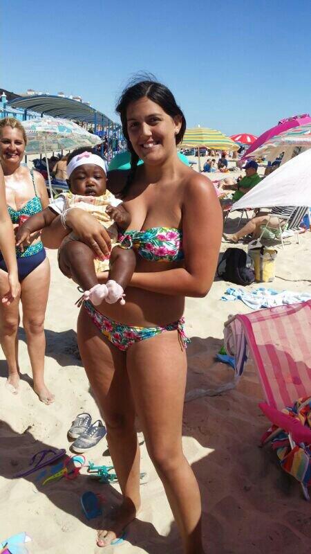 alvarez_oro2's tweet photo. me a encantado conocer a fatima mira k guapa .... y saliendo de la playa pa utrera ♥♥♥♥♥♥♥ http://t.co/kHC1hpYA9l