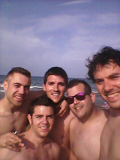 JoseReyes_11's tweet photo. @raulmontero17 @Santi_NZ @VicenteSanta87 @xiscofauli  #playita http://t.co/WPTI2cvhEQ