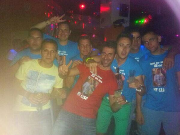 galiana86's tweet photo. Resacon en barrax 3! @jovibarrax83 @jose_galiana @JoseNumase @j_alex17 @pepemarinlez @pablojmcs @javimartinez_dj http://t.co/Lol1HUZADi