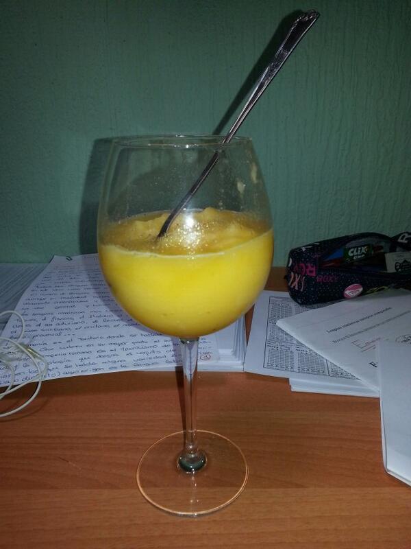 InmaLGarcia91's tweet photo. postre hecho por el ♡ #sorbetedemelocoton http://t.co/oQiJ6bIZAK