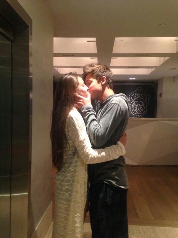 I just can't :'( 
Bwbahqvwqq I'm jelly