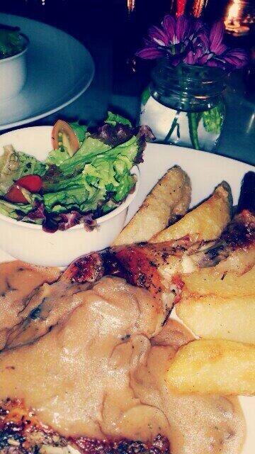 RoastChicken <a href="/m1ssbee/">Miss Bee Providore</a> 😉