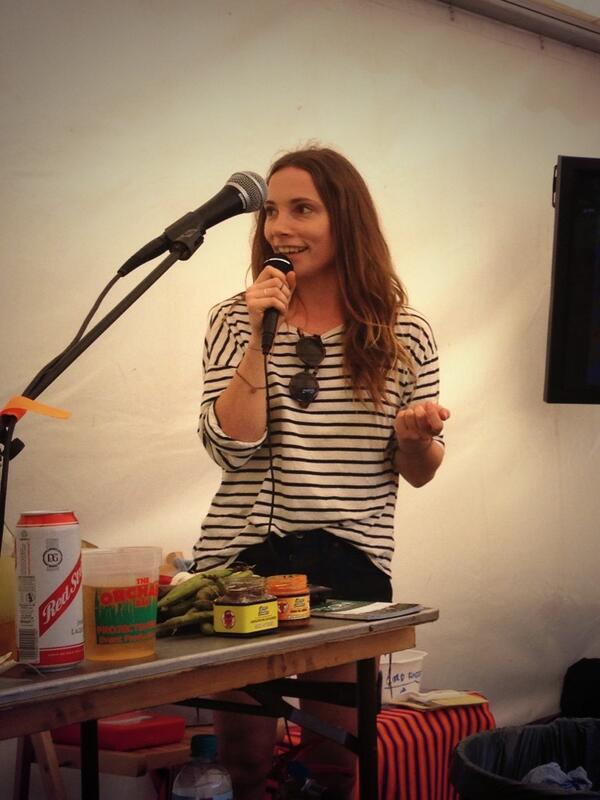 <a href="/SuttonFarm/">Sutton Community Farm</a>'s Laura Jean intros the farm and Joe Fox at <a href="/StreathamFood/">Streatham Food Festival</a> Fair's live demo tent...