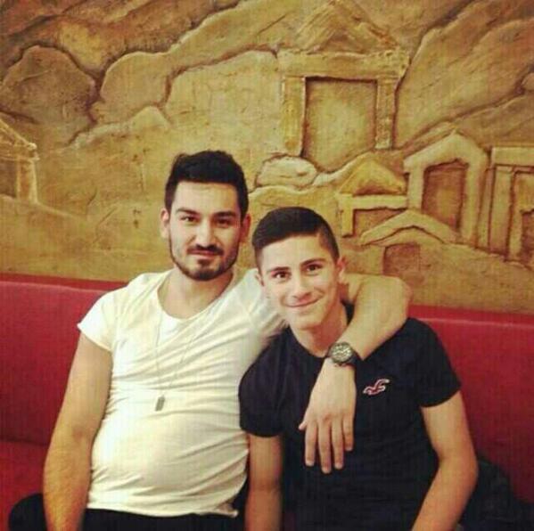 BpnMK QIQAEvInQ SHOCKING: Borussia Dortmund midfielder Ilkay Gündogan has piled on the pounds since getting injured