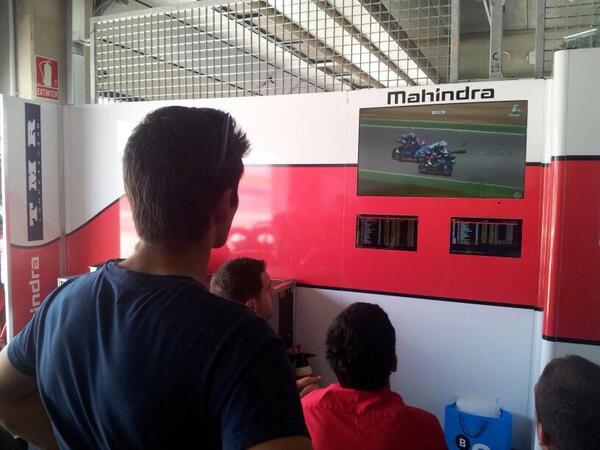 88jorgemartin's tweet photo. Ya volvemos para Madrid despues de disfrutar de un gran día viendo en Aragón las carreras del CEV http://t.co/1eCF7HZ4ec