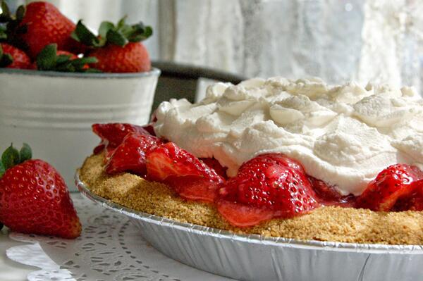 Try our delicious strawberry icebox pie, made with fresh strawberries coated with a strawberry glaze.